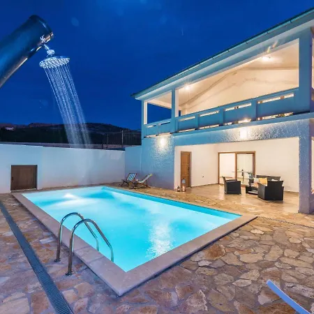 Velebit By Interhome Casa de Férias