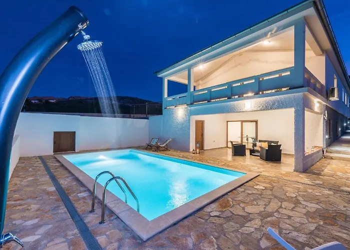 Velebit By Interhome Casa de Férias