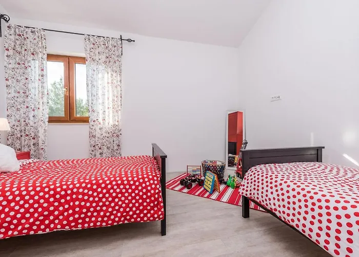 Velebit By Interhome * Rovanjska