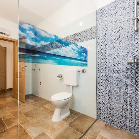 Velebit By Interhome בית נופש רובנסקה